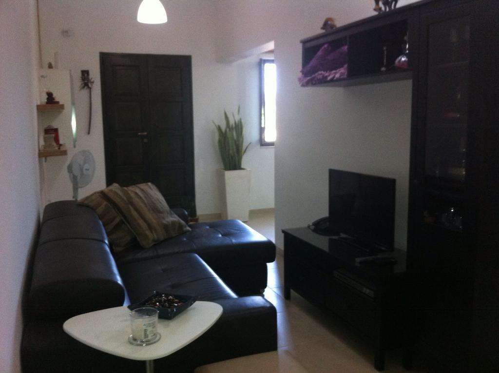 Genista Apartment Kalkara Room photo