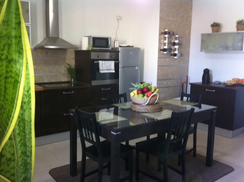 Genista Apartment Kalkara Room photo
